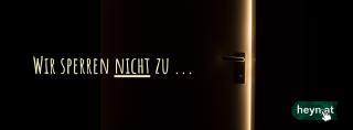 Wir sperren nicht zu ...
... im Gegenteil, wir öffnen unsere Türen sogar am Abend! 